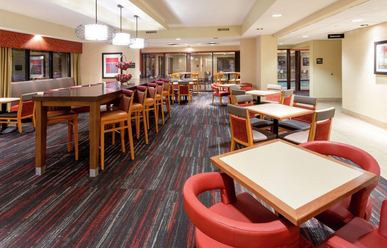 Food & Drinks 5, Hampton Inn by Hilton Minneapolis/Eagan, Dakota