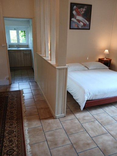 Bedroom 2, Chateau de Maucouvent -'Le Cottage', Nièvre