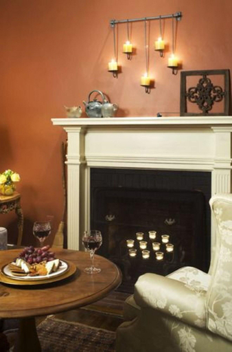 Public Area 3, Hillbrook Inn, Jefferson
