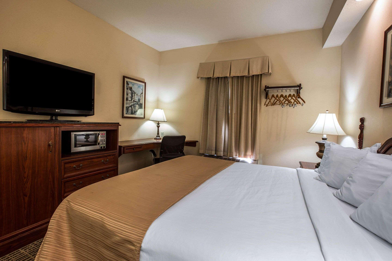 Bedroom 3, Quality Inn Kingsport South, Sullivan