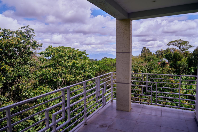 Others 5, Kilimanjaro Foothills Getaway, Moshi Rural