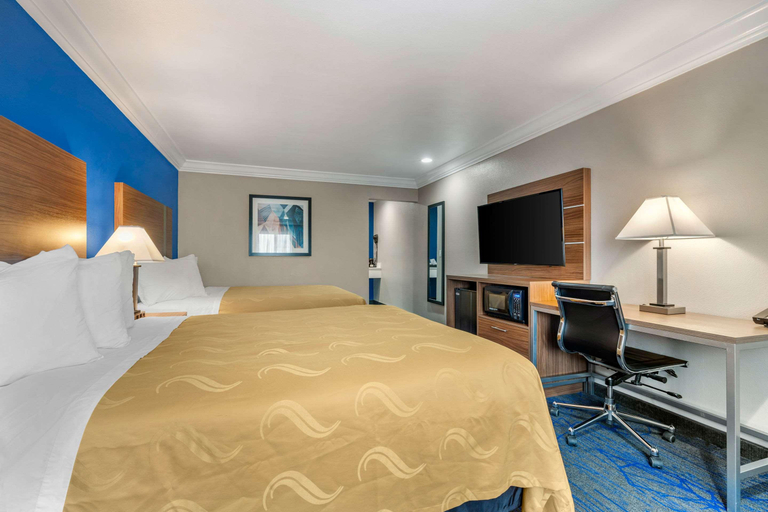 Bedroom 3, Quality Inn & Suites Vacaville, Solano