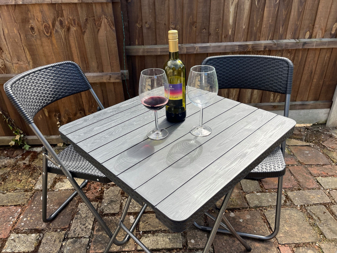 Outdoor dining, Harleston Norfolk/ Suffolk Border Historic Cottage, Norfolk