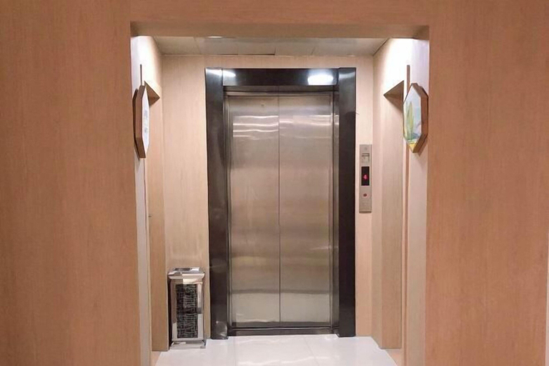 Bathroom 3, Yisu Qingju (Yuyao Shunbei Store), Ningbo