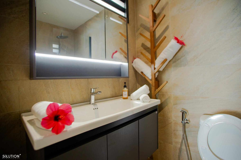 Bathroom 4, Amako Beach House, Diana