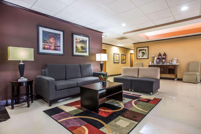 Public Area 2, Comfort Inn Alpharetta - Atlanta North, Fulton