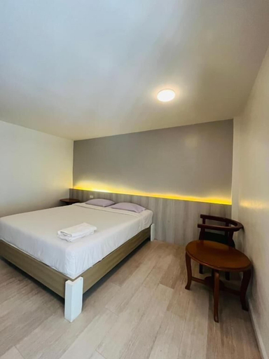 Bedroom 2, Kiatnakhon Hotel, Muang Nakhon Si Thammarat