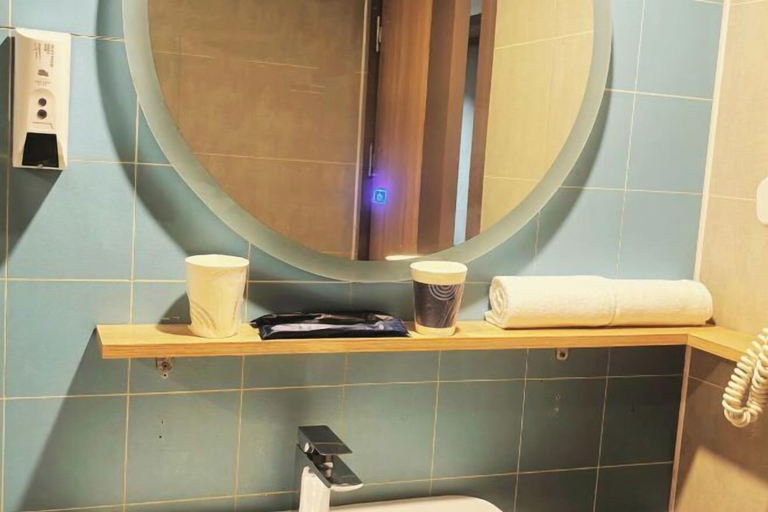 Bathroom 4, Homeinn · neo (Chengdu Chunxi Road Taikoo Li Store), Chengdu
