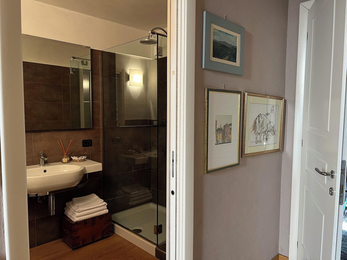 Bathroom 5, A Casa Di Paola suite, Ravenna