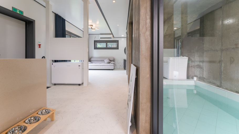 Bathroom 4, Taean Aloha Oe Pet Pool Villa, Taean