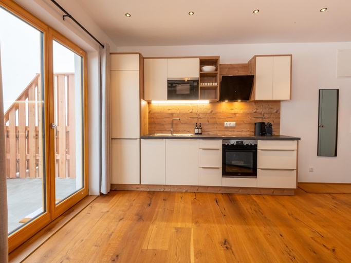 Others 4, Apartment in Stubai near Ski Lift, Innsbruck Land