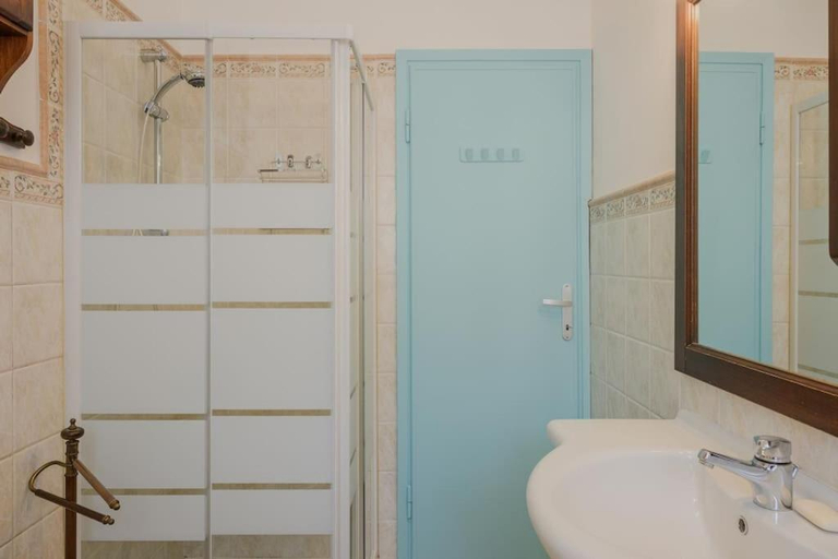 Bathroom, The sea of Viareggio, Lucca