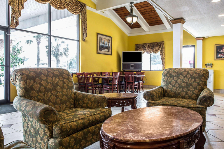 Public Area 2, Rodeway Inn North Charleston - Ashley Phosphate, Charleston