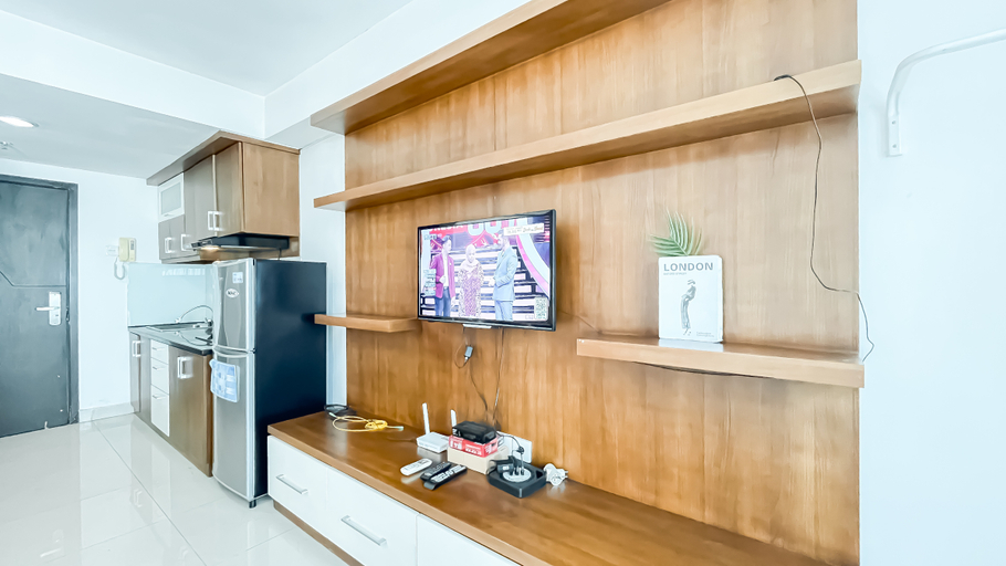 Others 2, Modern Pop Urban Studio at Tamansari The Hive Apartment By Travelio, Jakarta Timur