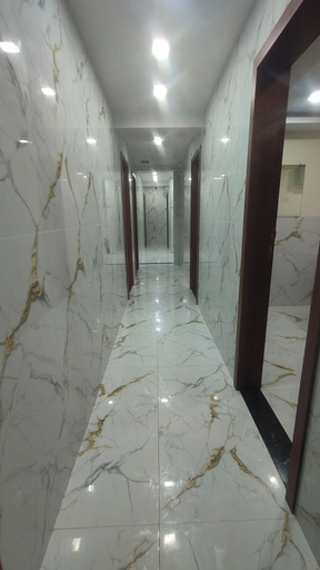 Others 3, Hotel Samrat Palace 2 Goregaon West, Mumbai Suburban