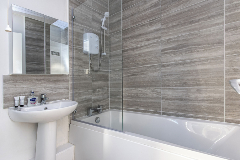 Bathroom, Leybourne House, Nottingham