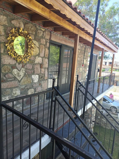 Others 5, Ağacalti Küçükköy, Ayvalık