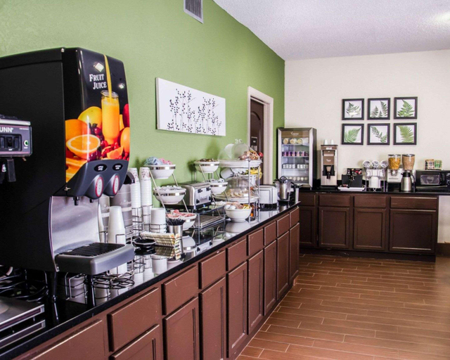 Food & Drinks 5, Sleep Inn Concord - Kannapolis, Cabarrus