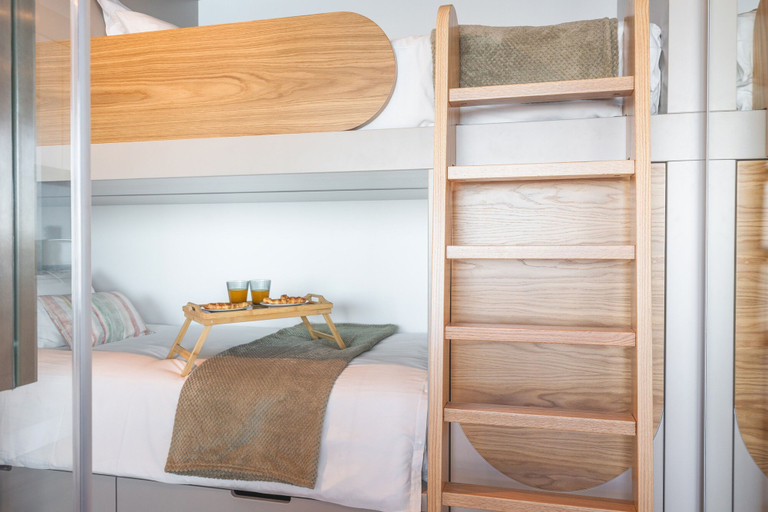 Room 2, Big Cliff Apartment by Atlantic Holiday, Câmara de Lobos