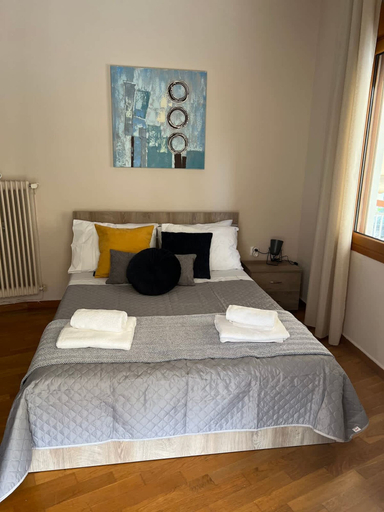 Room 2, Alimos Cozy Getaway Close to the Beach, Attica