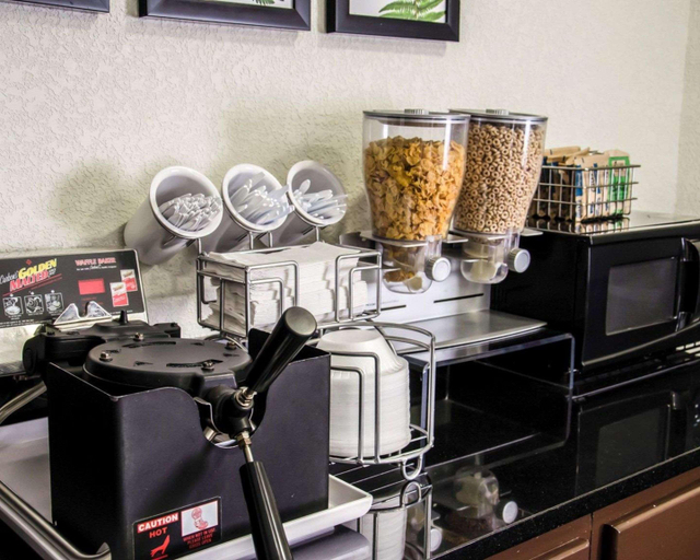 Food & Drinks 4, Sleep Inn Concord - Kannapolis, Cabarrus