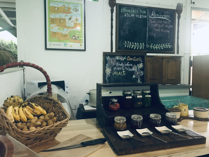 Food & Drinks 5, Moonriver Lodge, Gua Musang