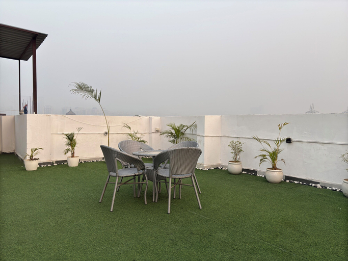 Others 4, Housr Sector 43 Gurgaon Paras Hospital, Gurgaon