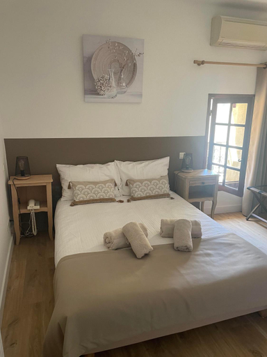 Bedroom 2, La Passiflore, Gard