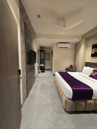 Bedroom 4, Western Banjara, Hyderabad