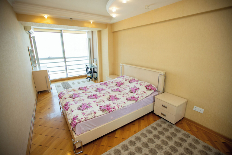 Bedroom 2, Dondar Apartment Formula 1 view, Baku