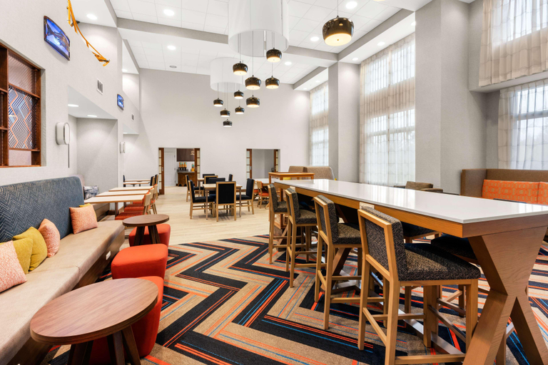 Public Area 2, Hampton Inn & Suites Fairbanks, Fairbanks North Star