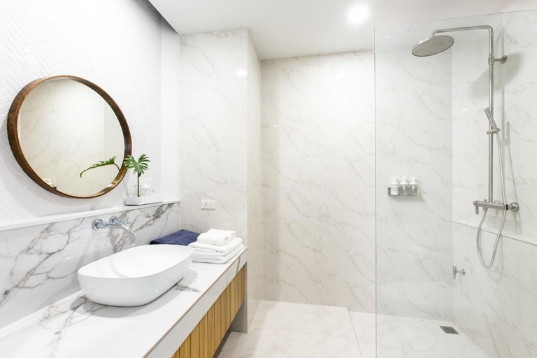 Bathroom 4, Sook Hotel, Muang Ranong