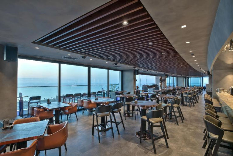 Food & Drinks 5, Grand Sapphire Resort & Casino