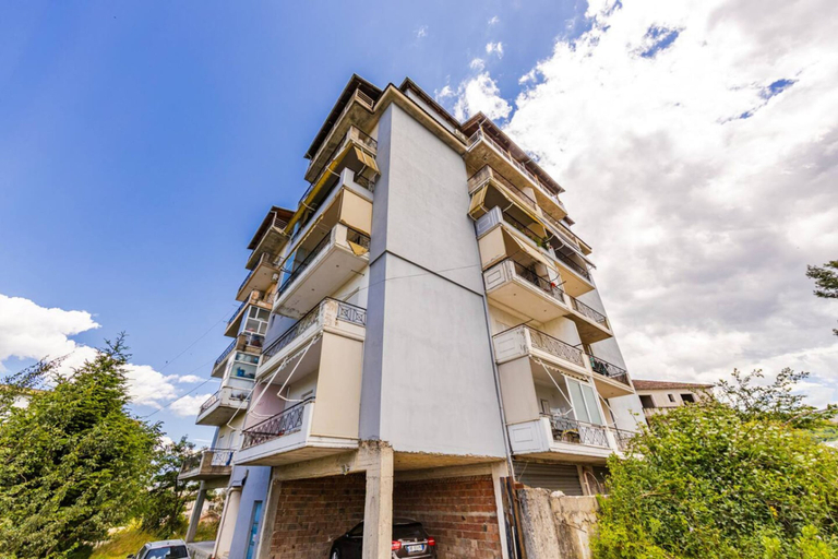 Room 3, Hillside Apartment Gjirokast r 2BR With Balcony, Gjirokastrës