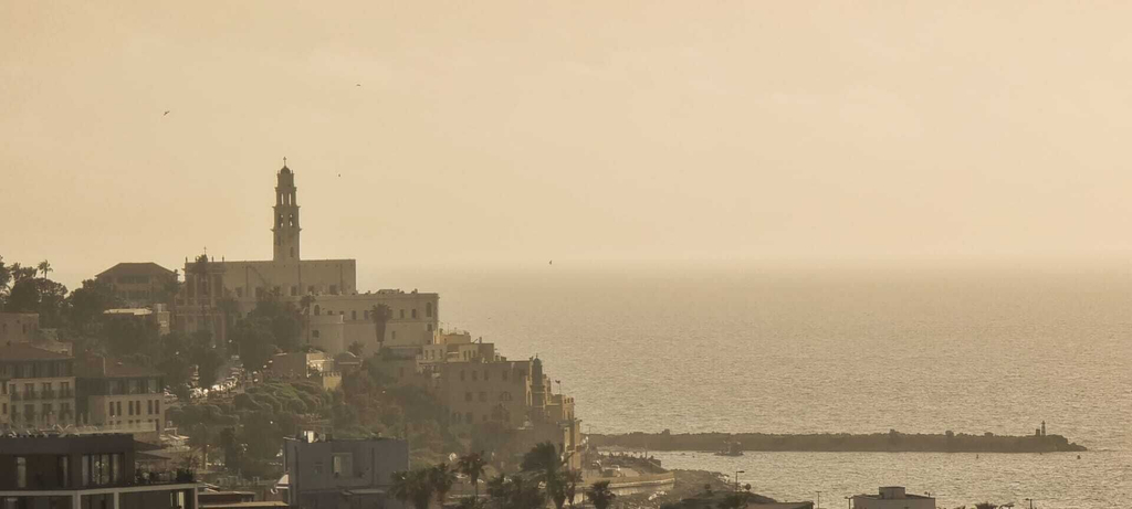 Others 3, Rouge Eilat