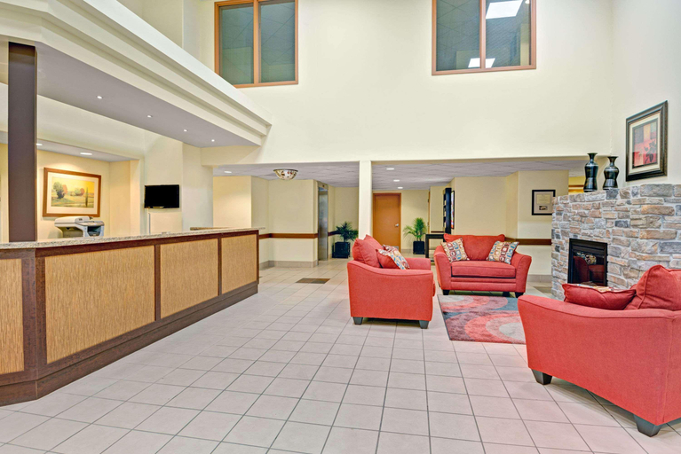 Public Area 2, Super 8 by Wyndham Barrie South, Simcoe