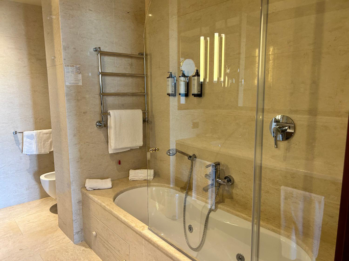 Bathroom 4, Smy Carlos V Wellness & Spa Alghero, Sassari