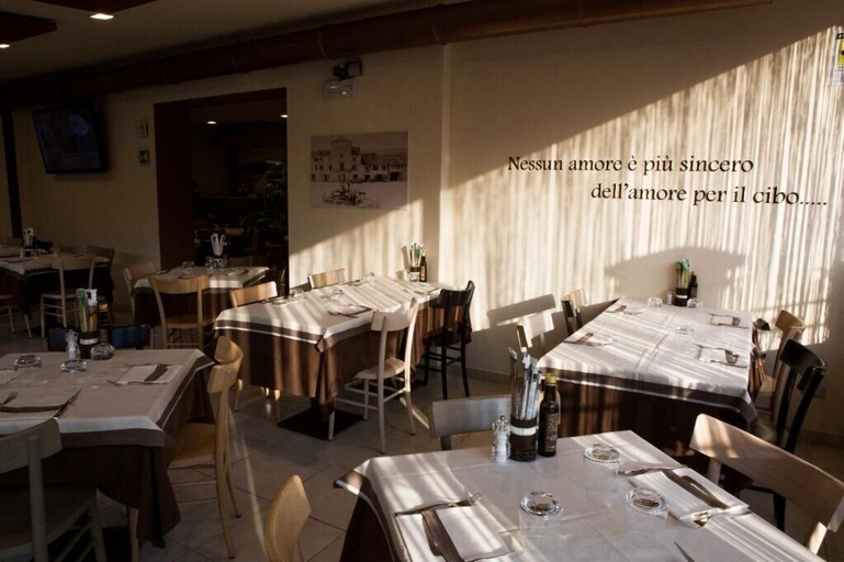 Food & Drinks 3, Alla Passeggiata, Verona