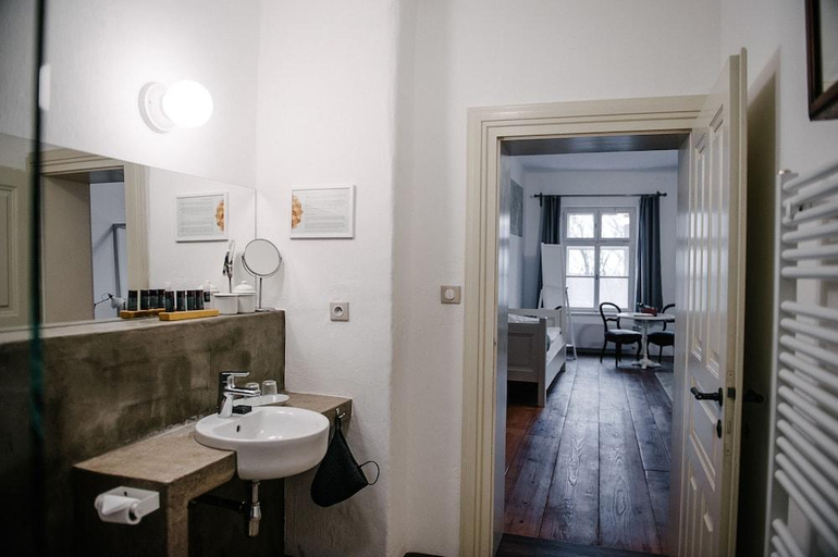 Bathroom 4, Miss Sophies Olomouc, Olomouc