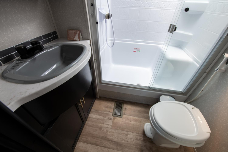Bathroom 3, Hatta Resorts, Dubai