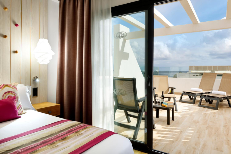 Bedroom 3, Grand Palladium White Island Resort & Spa - All Inclusive, Baleares