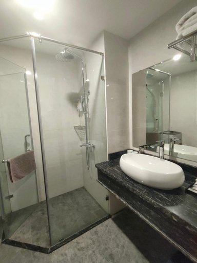 Bathroom 4, Branda Apartment & Hotel, Long Biên