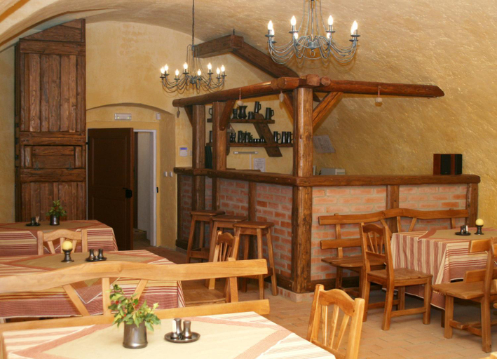 Food & Drinks 5, Zamek Cerveny Hradek, Chomutov