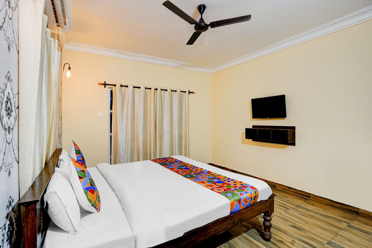 Bedroom 2, Fabhotel Romeo’S, North Goa