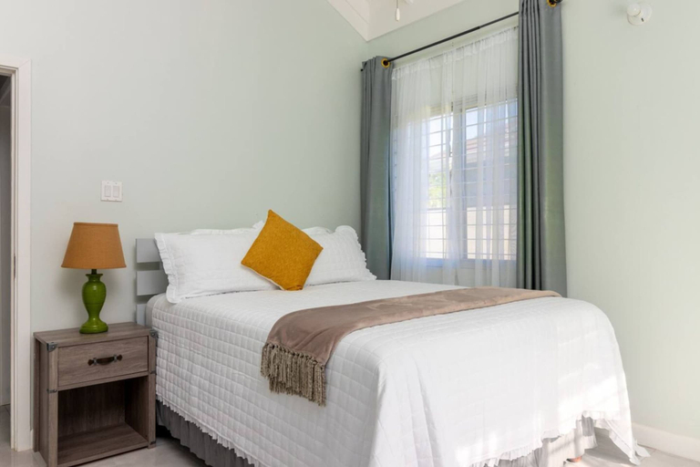 Room 2, Draxhall Beach Access Gated Community Full Air Con