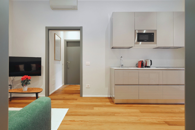 Others 3, Stylish 2BR flat in the city centre, Milano