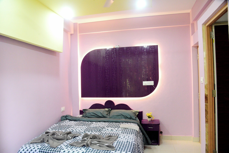 Bedroom 2, Laxmi Empire Guest House, North Goa