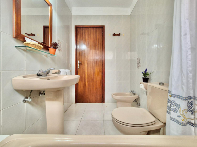 Bathroom 2, Canaima Apartments, Santa Cruz de Tenerife