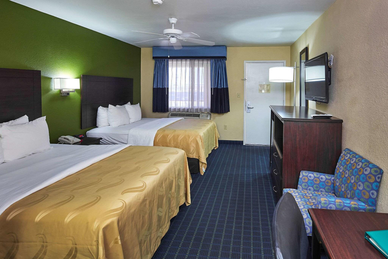 Bedroom 3, Quality Inn Parker, La Paz