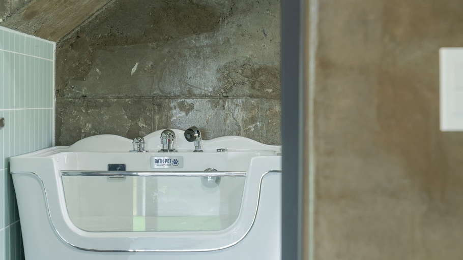 Bathroom 4, Taean Aloha Oe Pet Pool Villa, Taean
